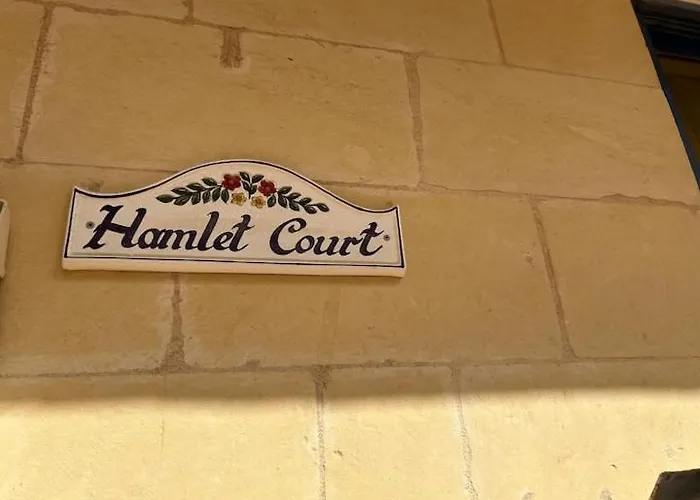 An Excellent Getaway Choice, In The Midst Of Qbajjar And Marsalforn Bay! *