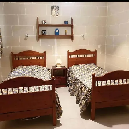 Apartamento An Excellent Getaway Choice, In The Midst Of Qbajjar And Marsalforn Bay! *